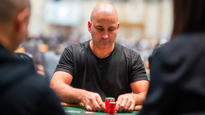 Tres españoles al asalto de 1.204.457 $ en el Monster Stack