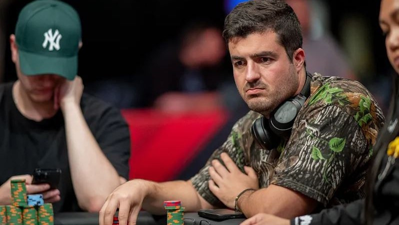 Roberto Pérez buscará el brazalete en el Día 3 del Event #26: $25k HR