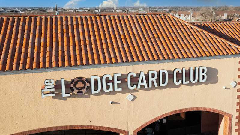 Sin cargos contra The Lodge, pero el Estado les retiene más de 2.000.000 $