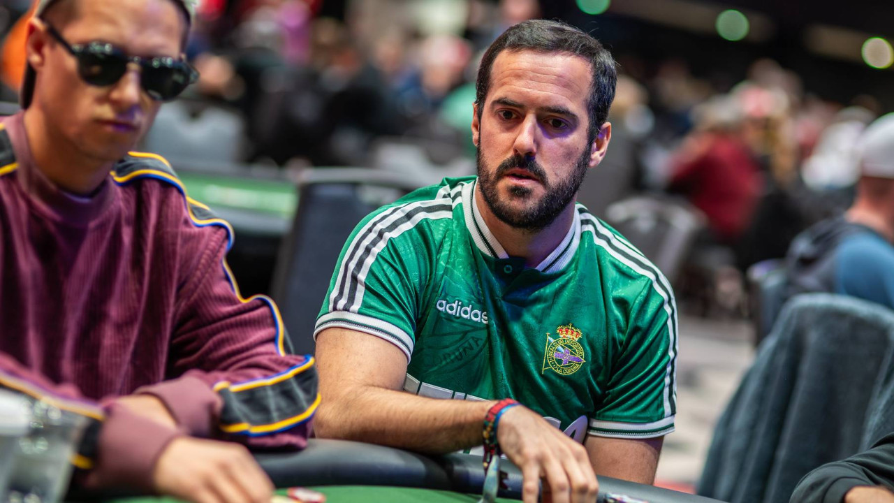 Jorge Veiga lidera a los 30 españoles clasificados en el multitudinario Día 1A