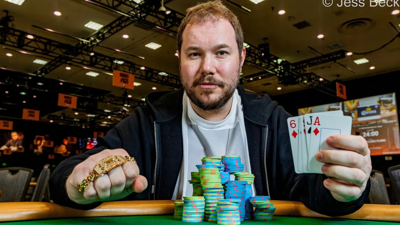 Alexander Kostritsyn vuelve al vivo ocho años después y gana su primer brazalete WSOP en el $25k H.O.R.S.E.