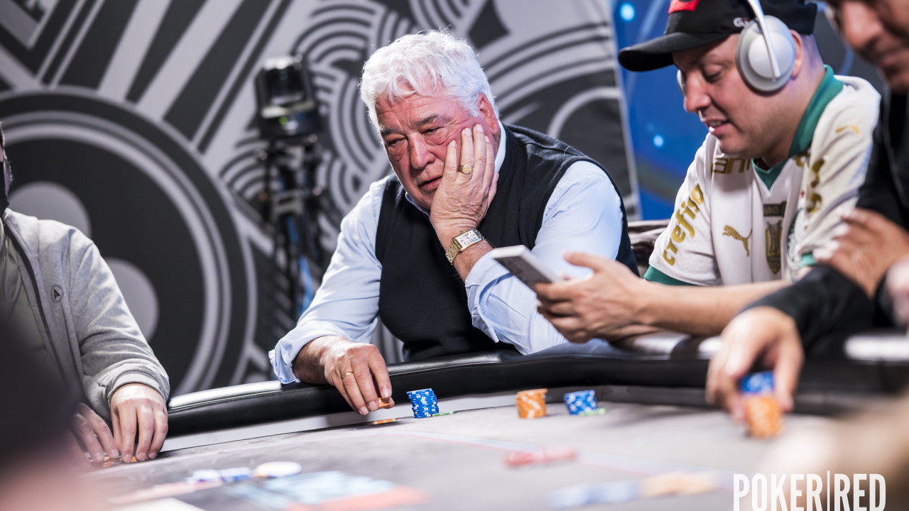 Juan Carrasco le gana un flip a Bienvenido Sánchez para conseguir el double-up