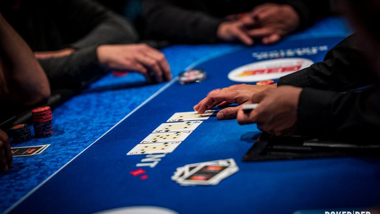 ¡Cierra el registro en el segundo vuelo del Main Event!