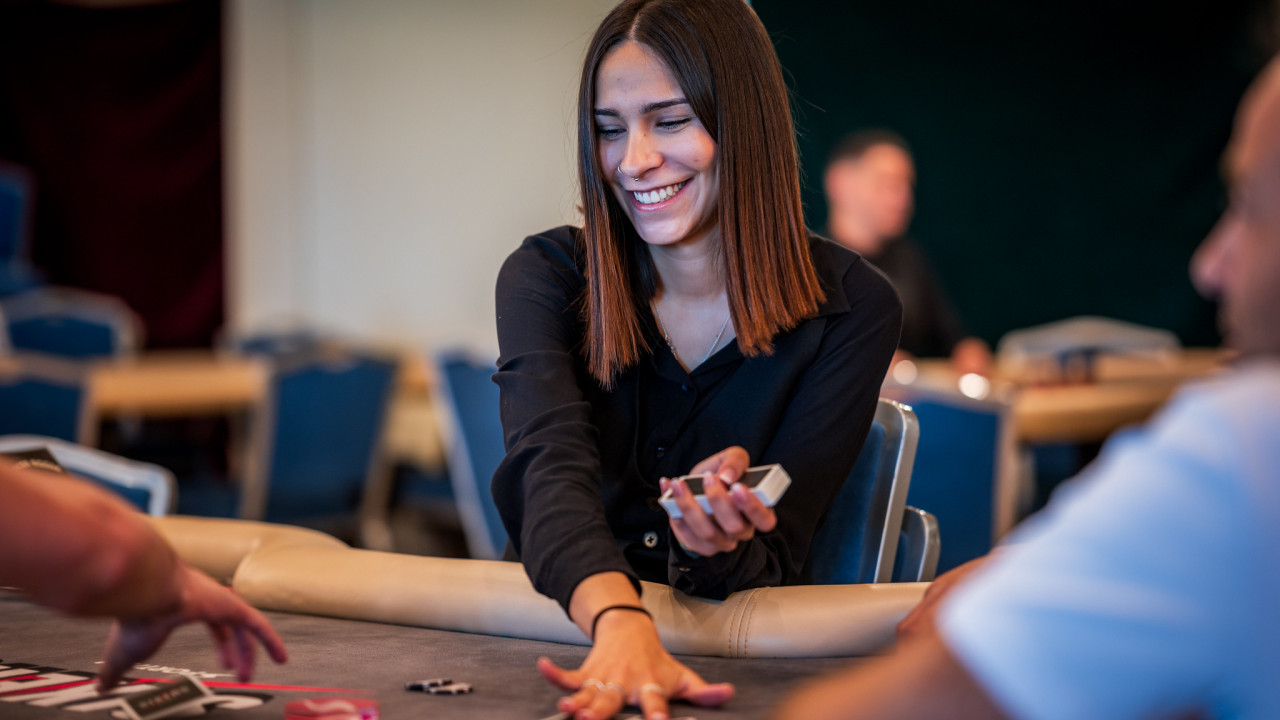 ¡El registro del High Roller cierra en 72 inscripciones totales!