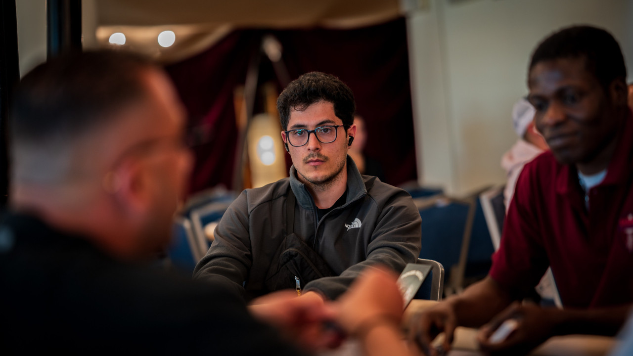 ¡Un riverazo elimina a Andoni Martínez del Main Event!