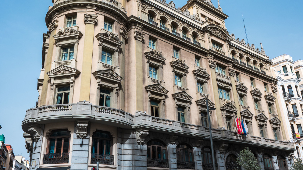 Gfor vio más el casino por fuera que por dentro