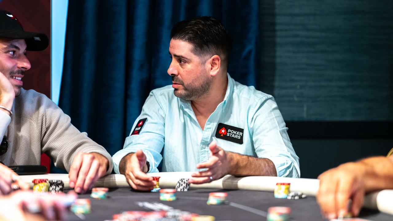 "Willo" ya está intentando convencer jugadores para ir al pádel