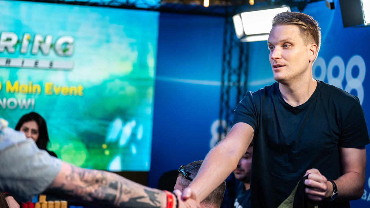 ¡Estalla la burbuja en la Tv Table! Paul Kristoffersson Bubble boy del Main Event