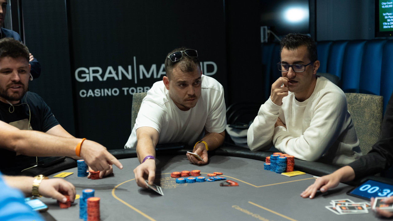 Manuel Gómez se despide del Main Event en 14ª posición