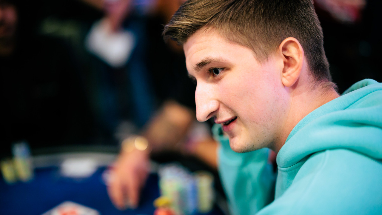 Aliaksandr Shylko interrumpe su masaje para bustear (32º - 26.900€)