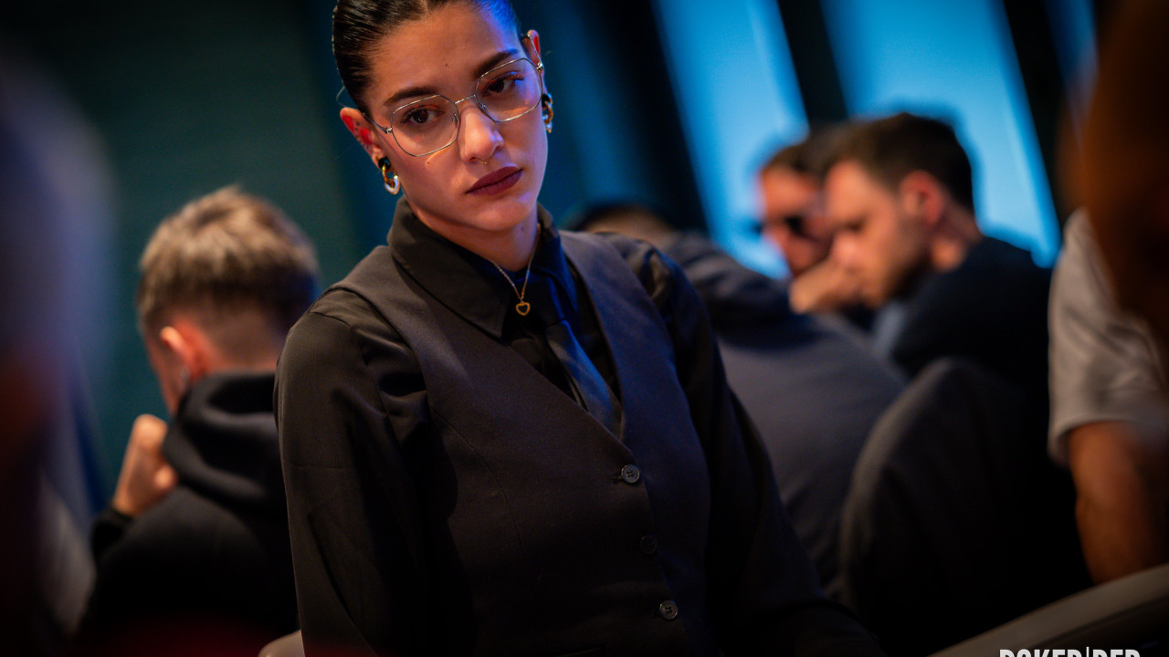 Ya vuelan las cartas en el High Roller