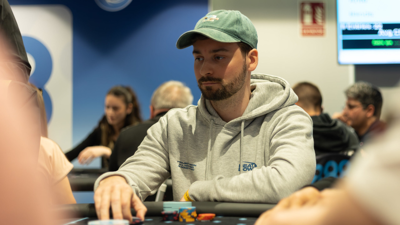Jonas Gucevicius revienta ases y protagoniza una de las primeras eliminaciones