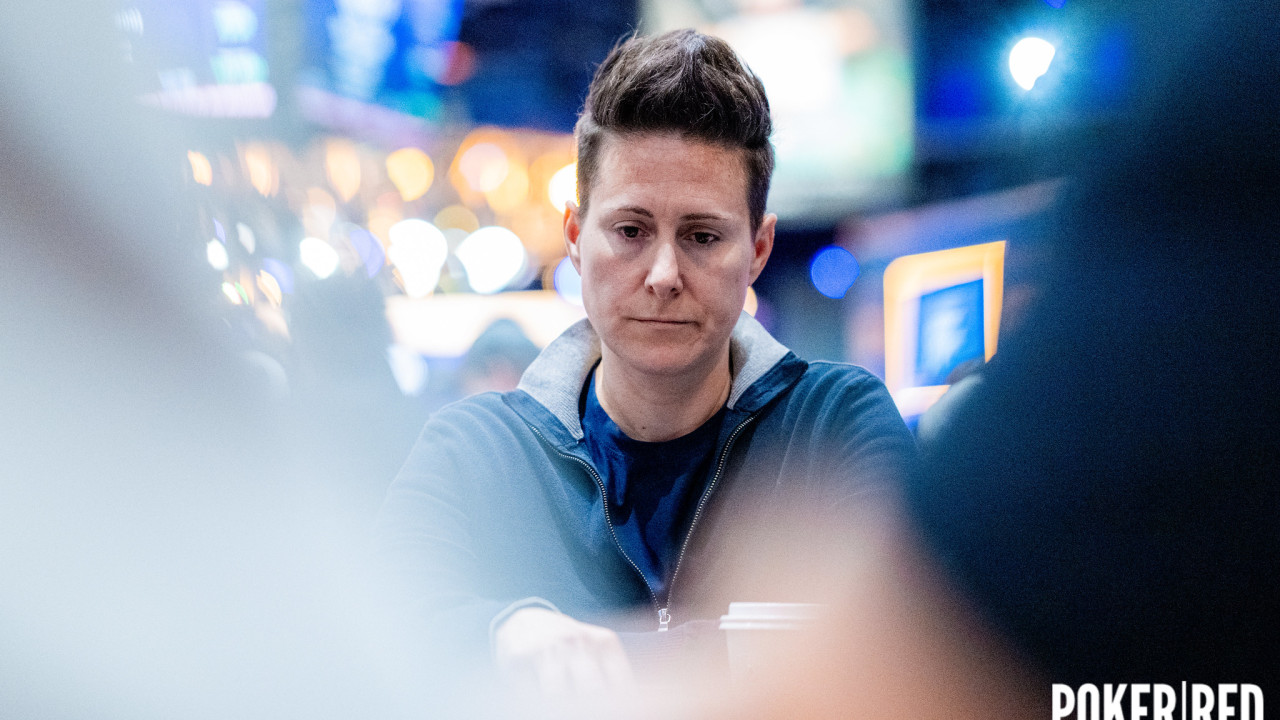 Vanessa Selbst provoca un fold insólito