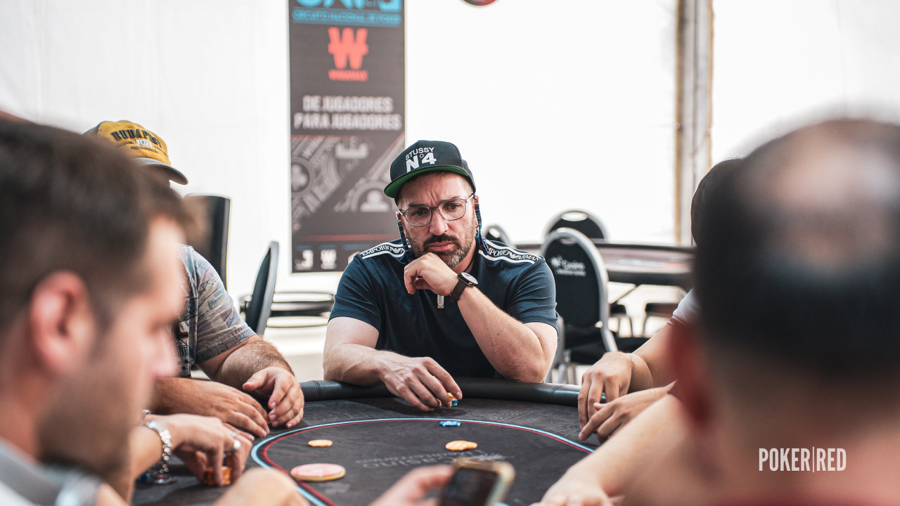 Juan Francisco Moya se queda fuera antes de cerrar el registro