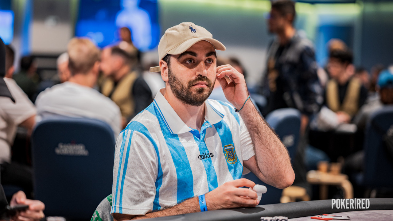 ¡Descanso de cena en el Día 1A del Main Event!