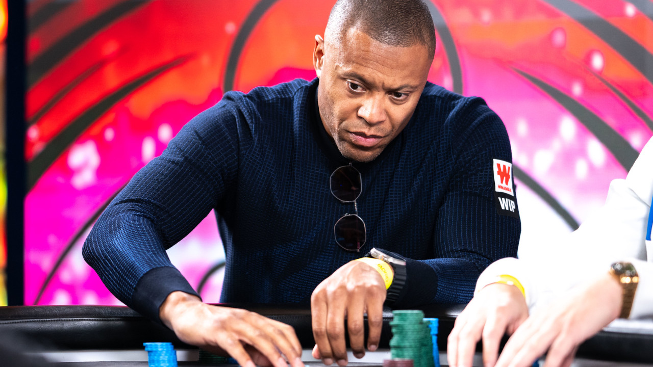 Julio Baptista se queda en fuera de juego en el High Roller