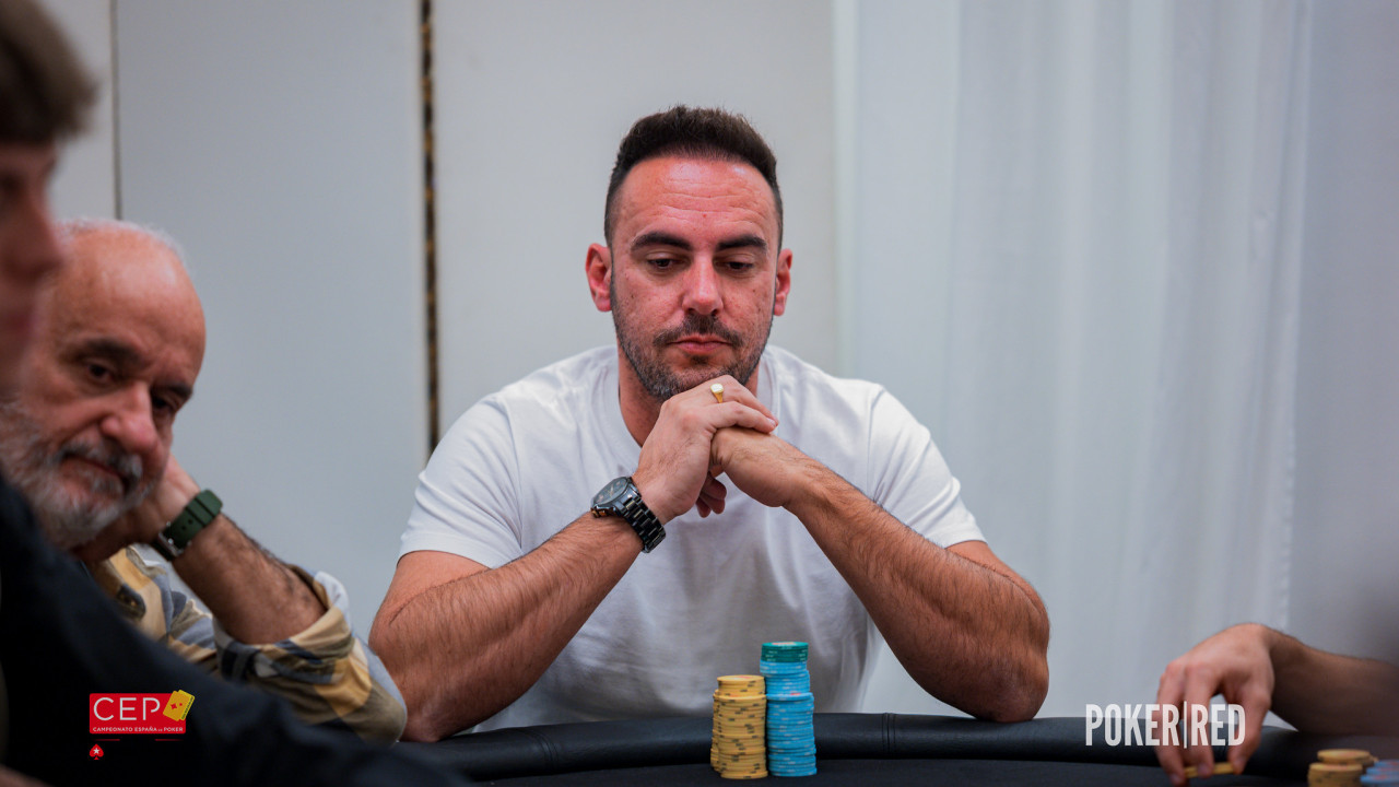 ¡Daniel Fernandez paga el 3bet-shove en flop y se apunta una baja!