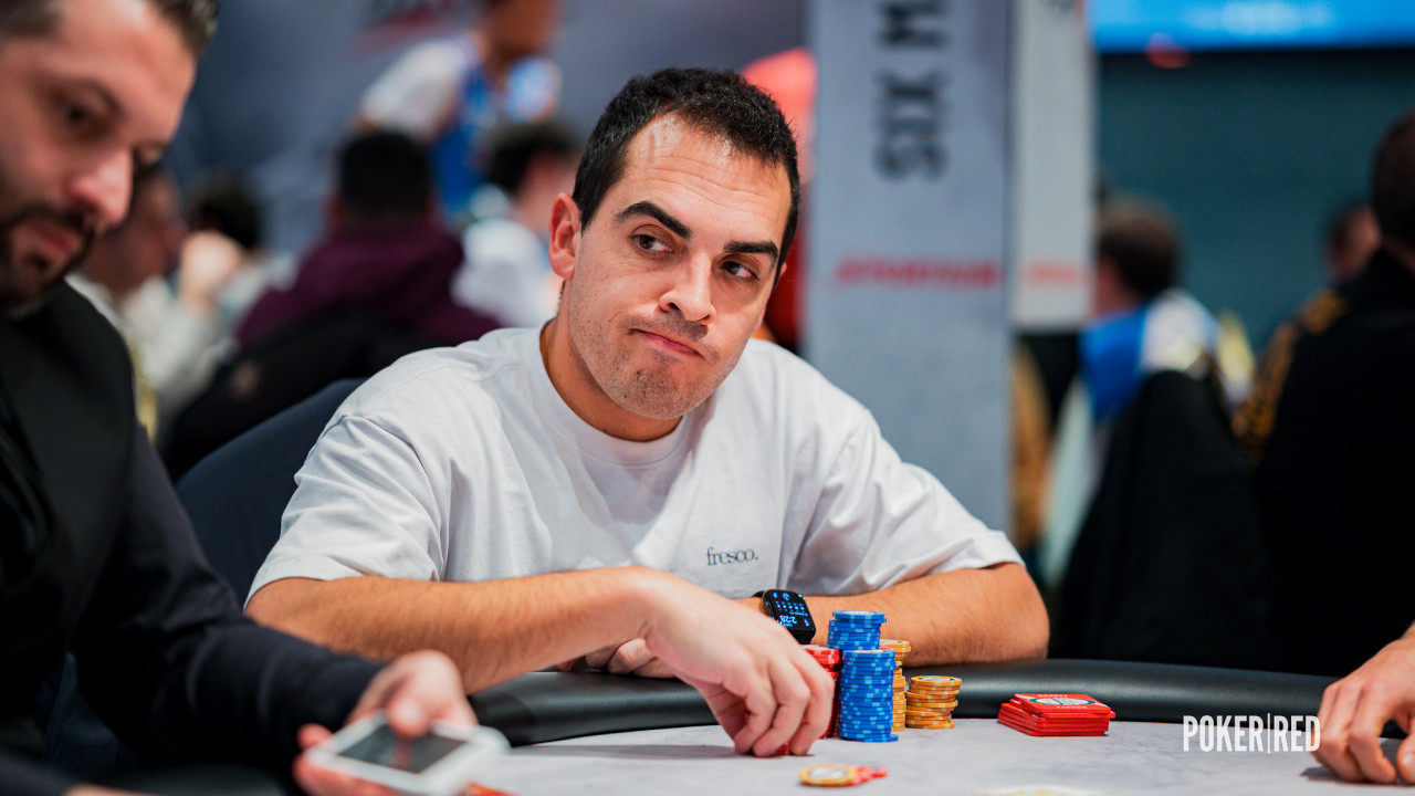 Adrián Chabbi manda a Asty al rincon de pensar