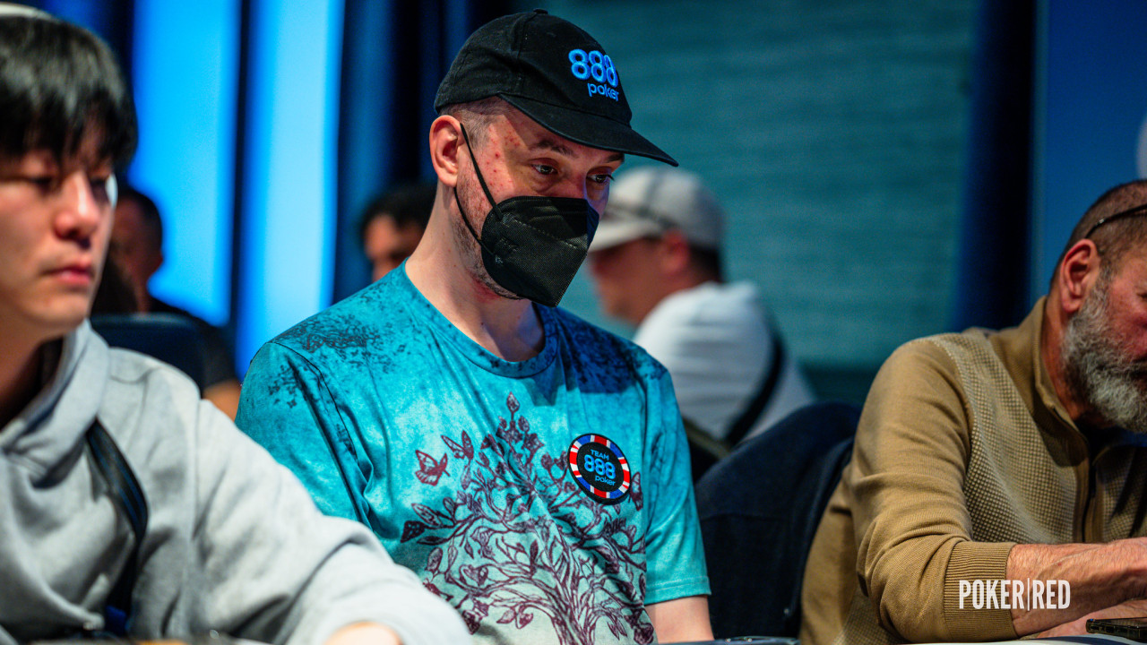 Ian Simpson no viene con medias tintas