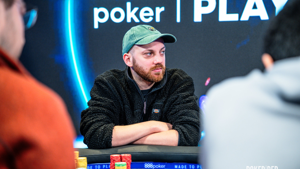 Jake Collins choca contra Martín Pardo (7º, 10.300 €)