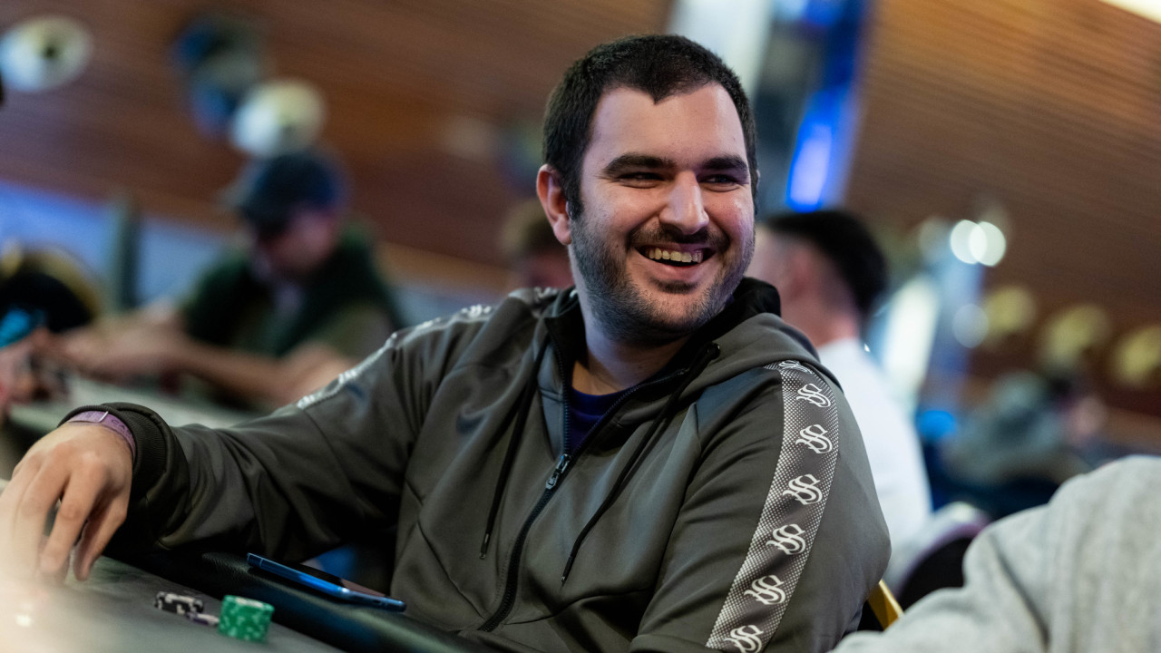 ¡Toma y daca entre Adrián Nicolae y Jorge Martinez 'ElListoRC'!