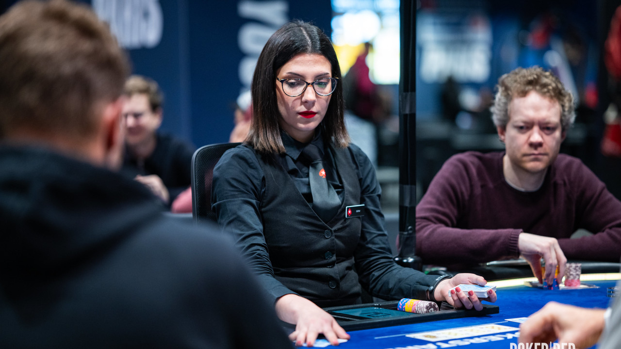 Stacks de los 28 supervivientes