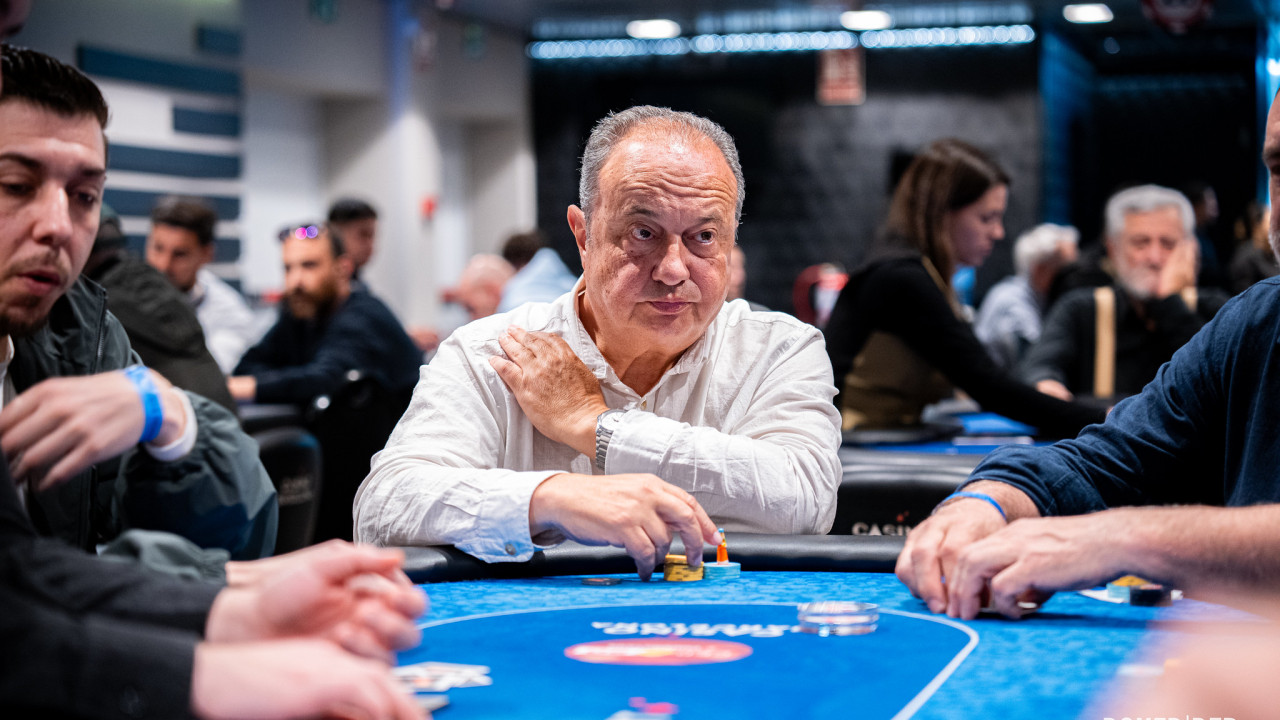 Set up que dispara a Xavier Tubau antes de ir a cenar