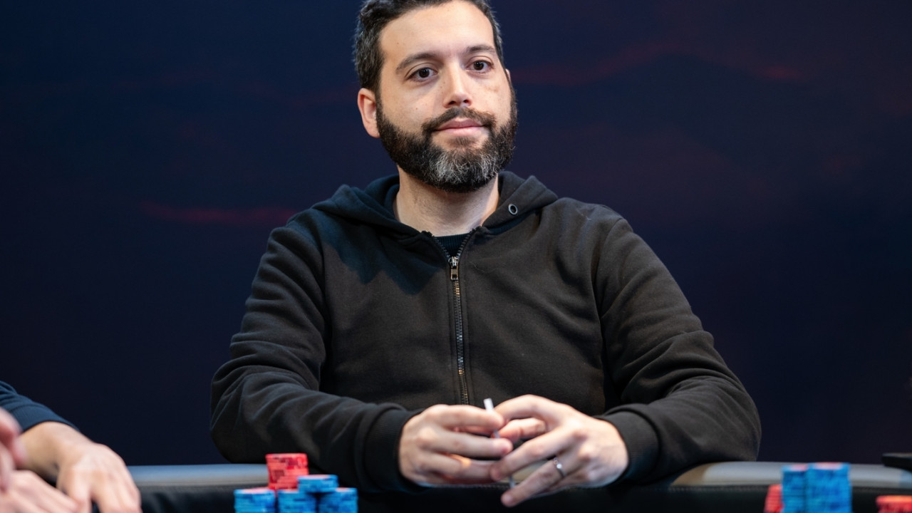 Nuno Santos cae contra un "Aimbotinho" en estado de gracia