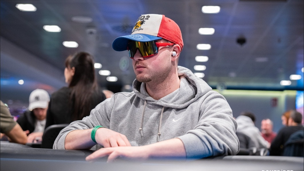 Poker-Red lleva sus seguimientos en vivo a WhatsApp