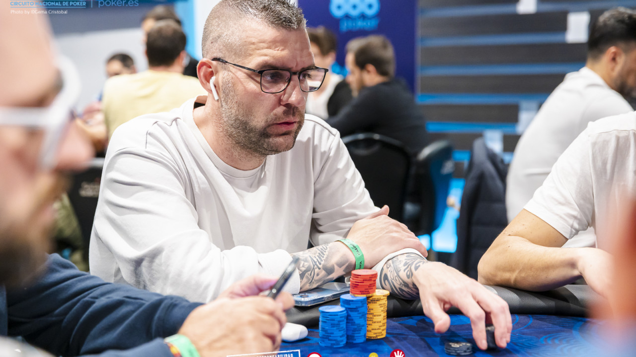 De postre muchas fichas para Abel Martínez 