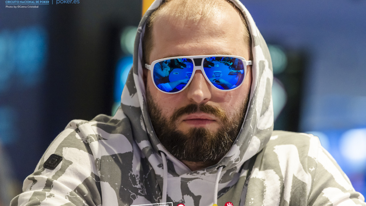 Se reauda el Main Event tras el descanso de cena
