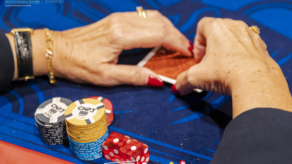 Vuelan las cuatro cartas en Casino Barcelona