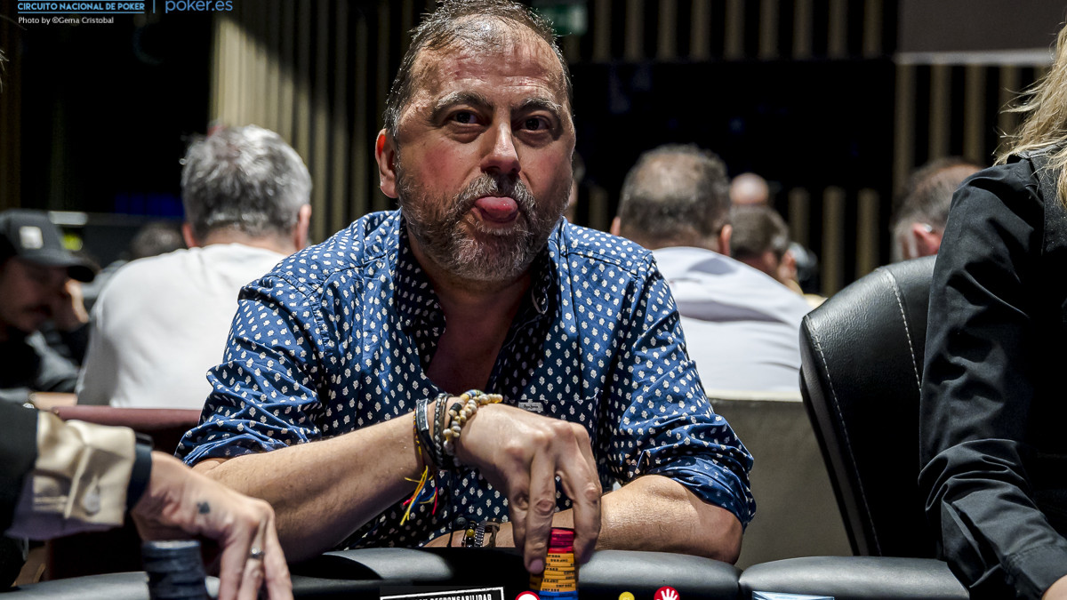 Hoy tenemos a Bernardo disfrutando del poker desde otra perspectiva