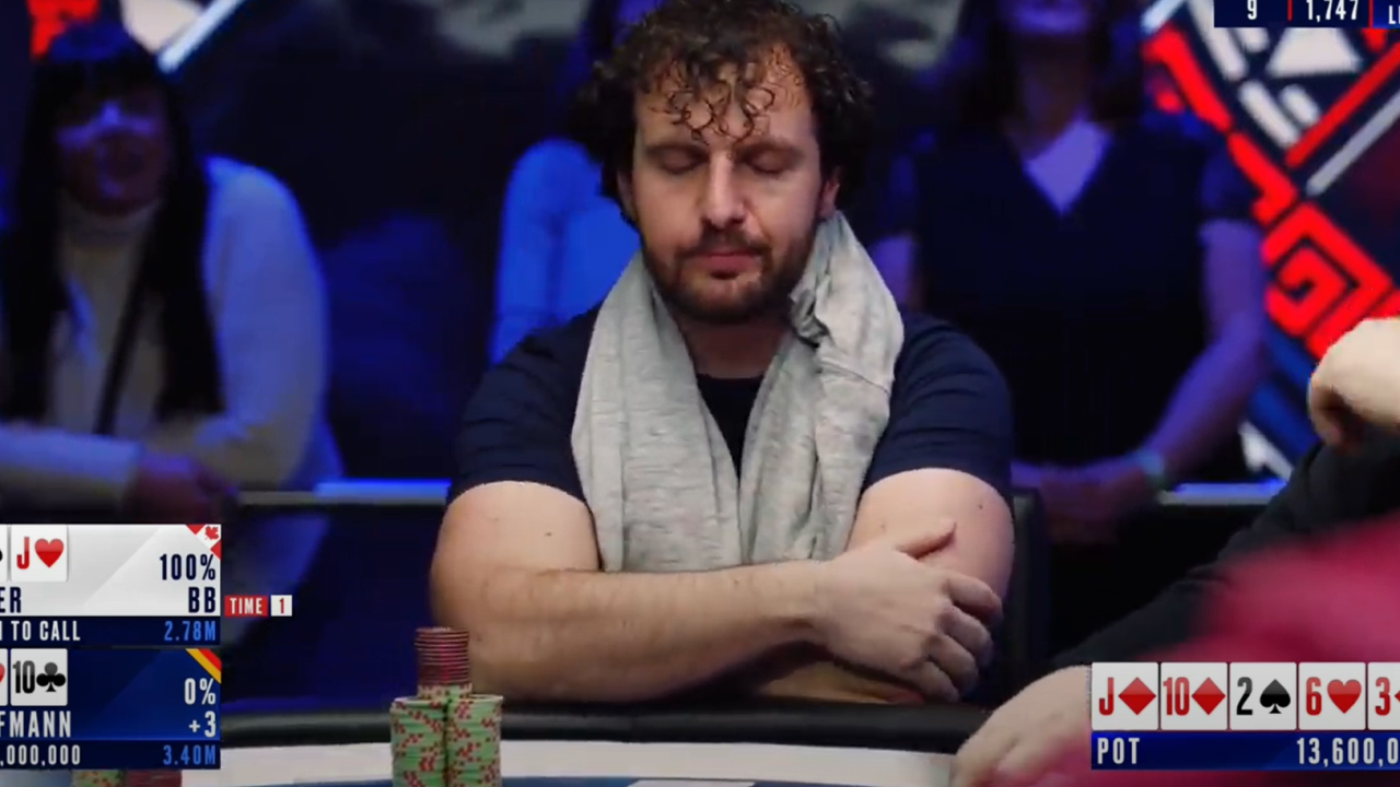 Ami Barer abandona su mano ganadora en el bote más grande del torneo
