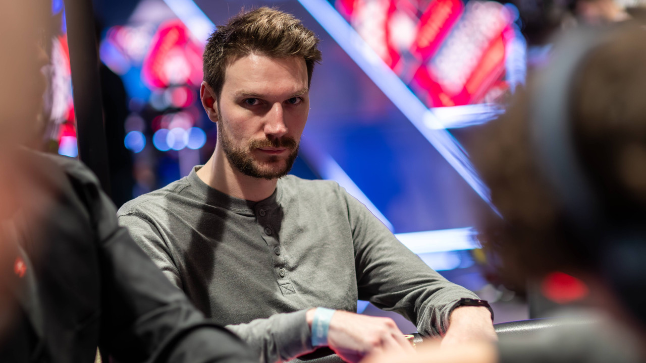 Un poker flopeado elimina a Eliot Hudon (11º - 91.550 €)