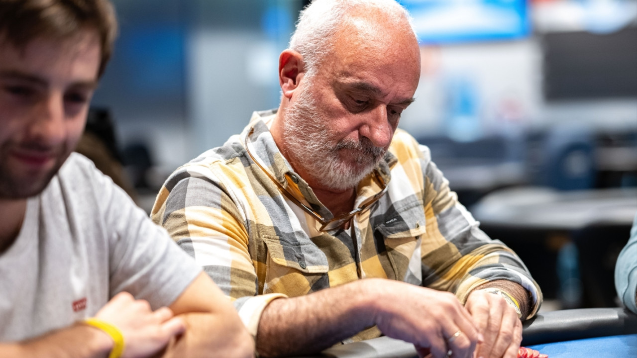 Empiezan a desfilar miembros del Team Pro CEP en el Día 1C del Main Event