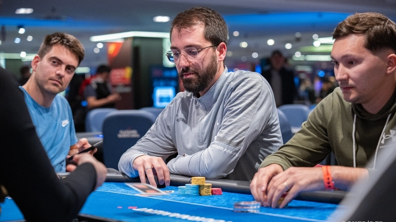 Joaquín Subirada vuelve de la cena con una eliminación más