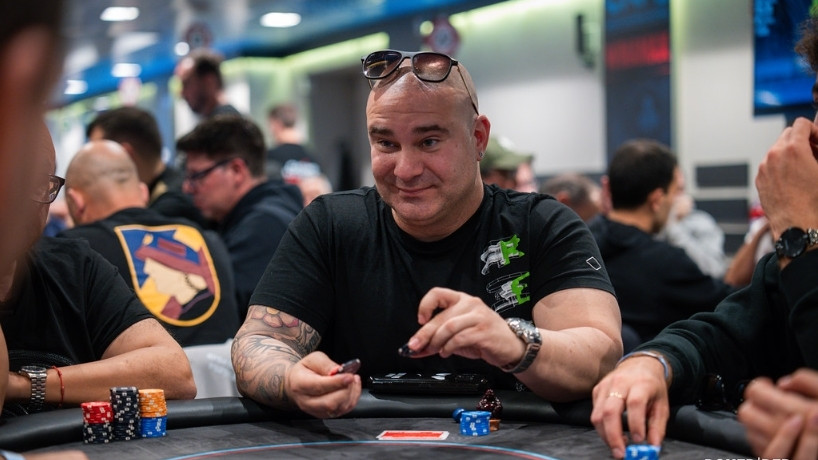 Dani Rueda cae ante Albert Grané