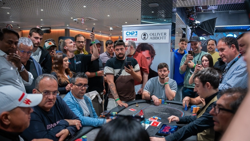 Álex Sánchez, bubble boy del CNPW Barcelona