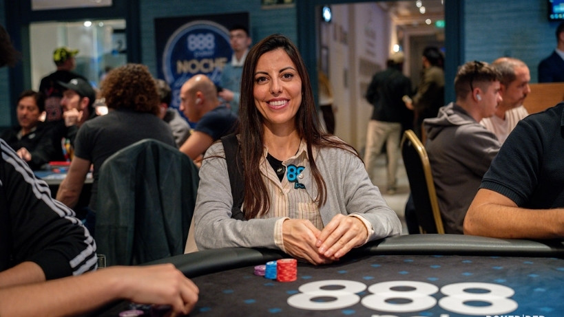Lucía Navarro representando en Noche de Poker El Festival 888