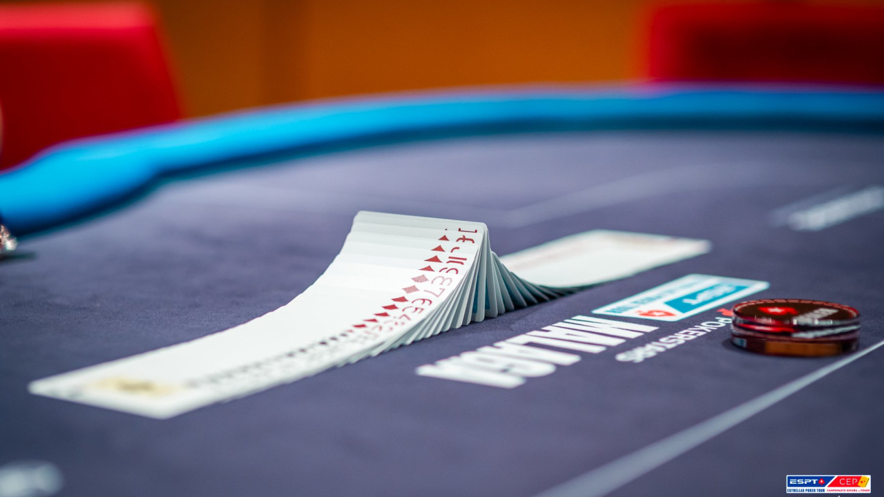 El último flight del Main Event acaba de alzar el vuelo