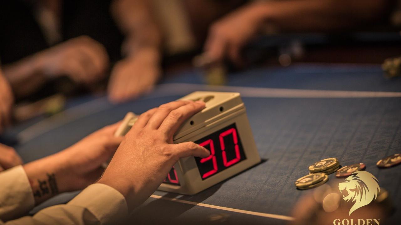 ¡Final del Día 1B Golden Poker Championship!
