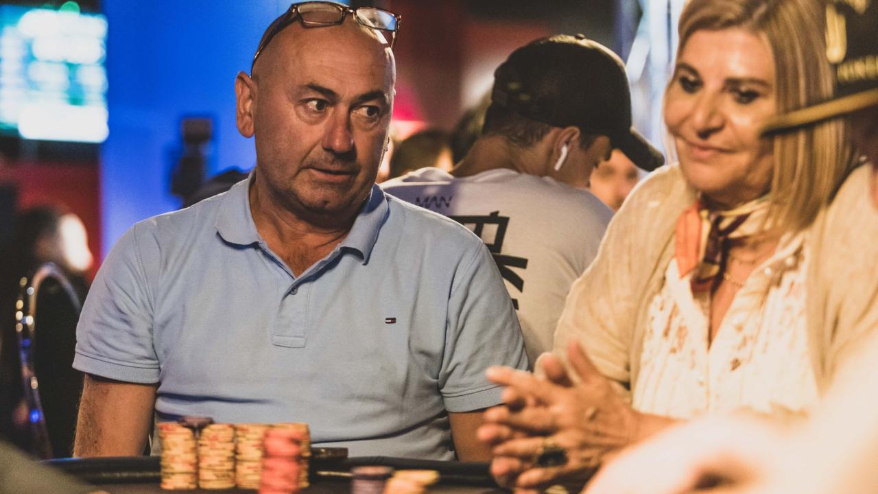 Iñaki Barreiro elimina a Isabel Zapatería con set over set