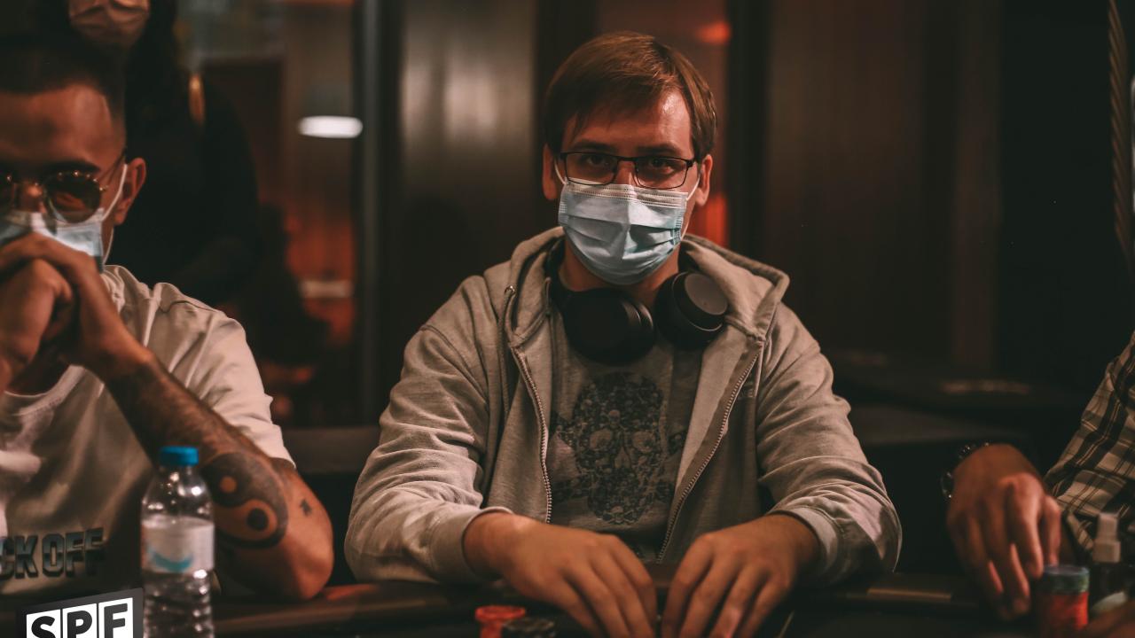 Cristoph Ryczek choca contra Nuno Andrade