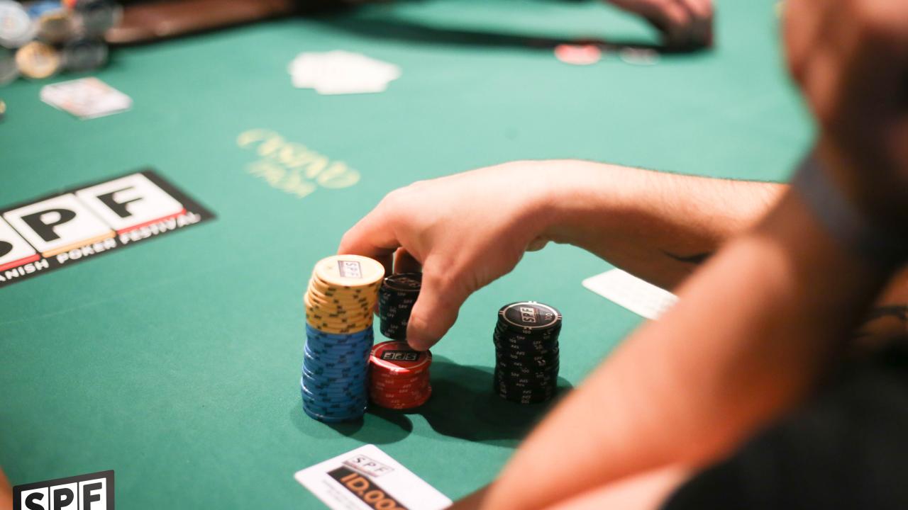 Angelo Alexandre Joaquim primera baja del Main Event 