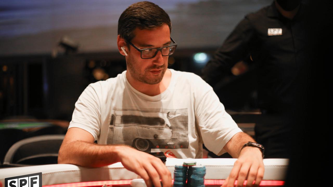 Carlos Correia tercer clasificado del SPF High Roller 
