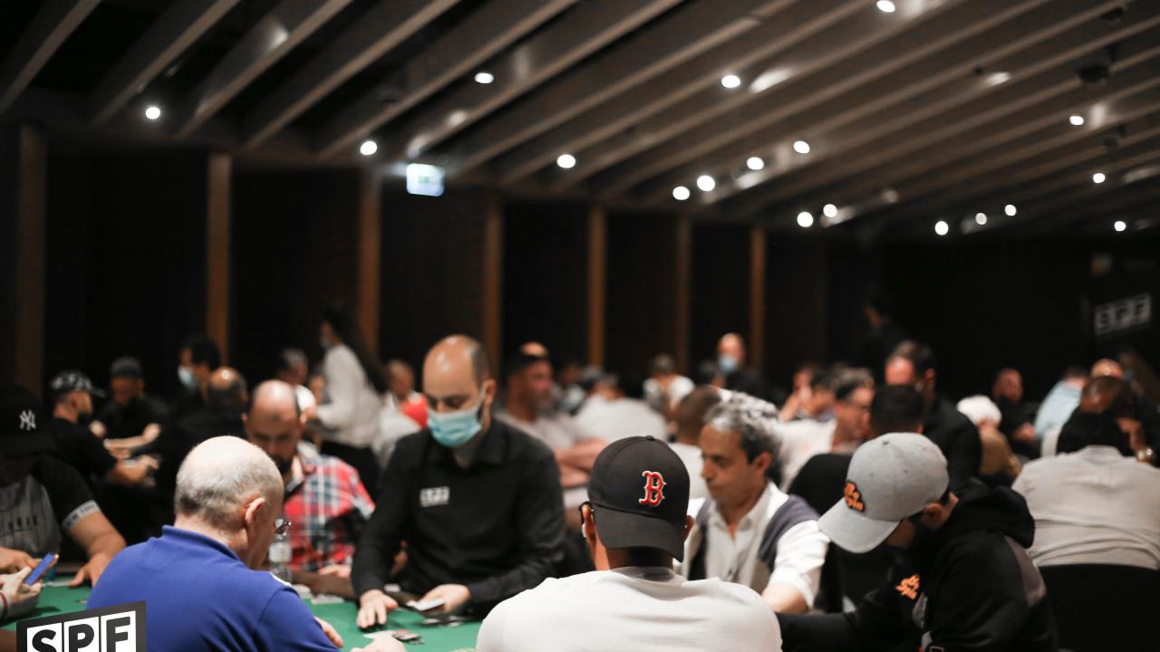 Concluye el Día 1B del Main Event 