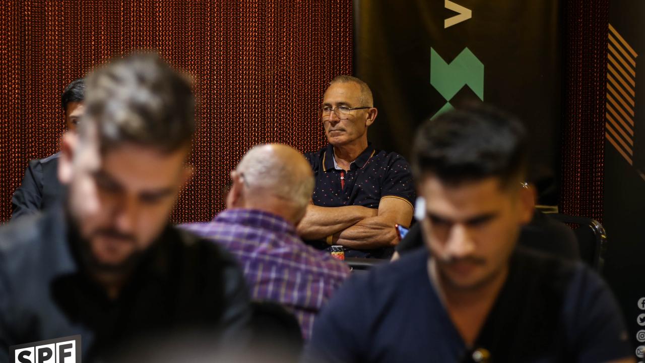 Juan Torres se aúpa al liderato 