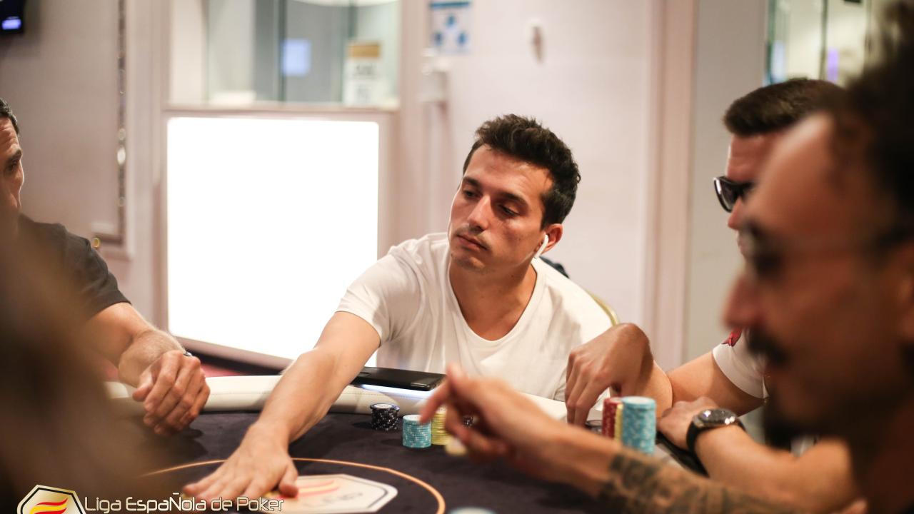 Pablo Alvear eliminado en este Día 1B