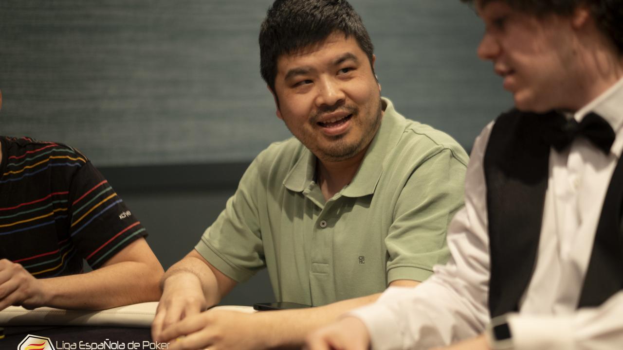 Junda Zhan Zhu presiona haciendo valer su stack